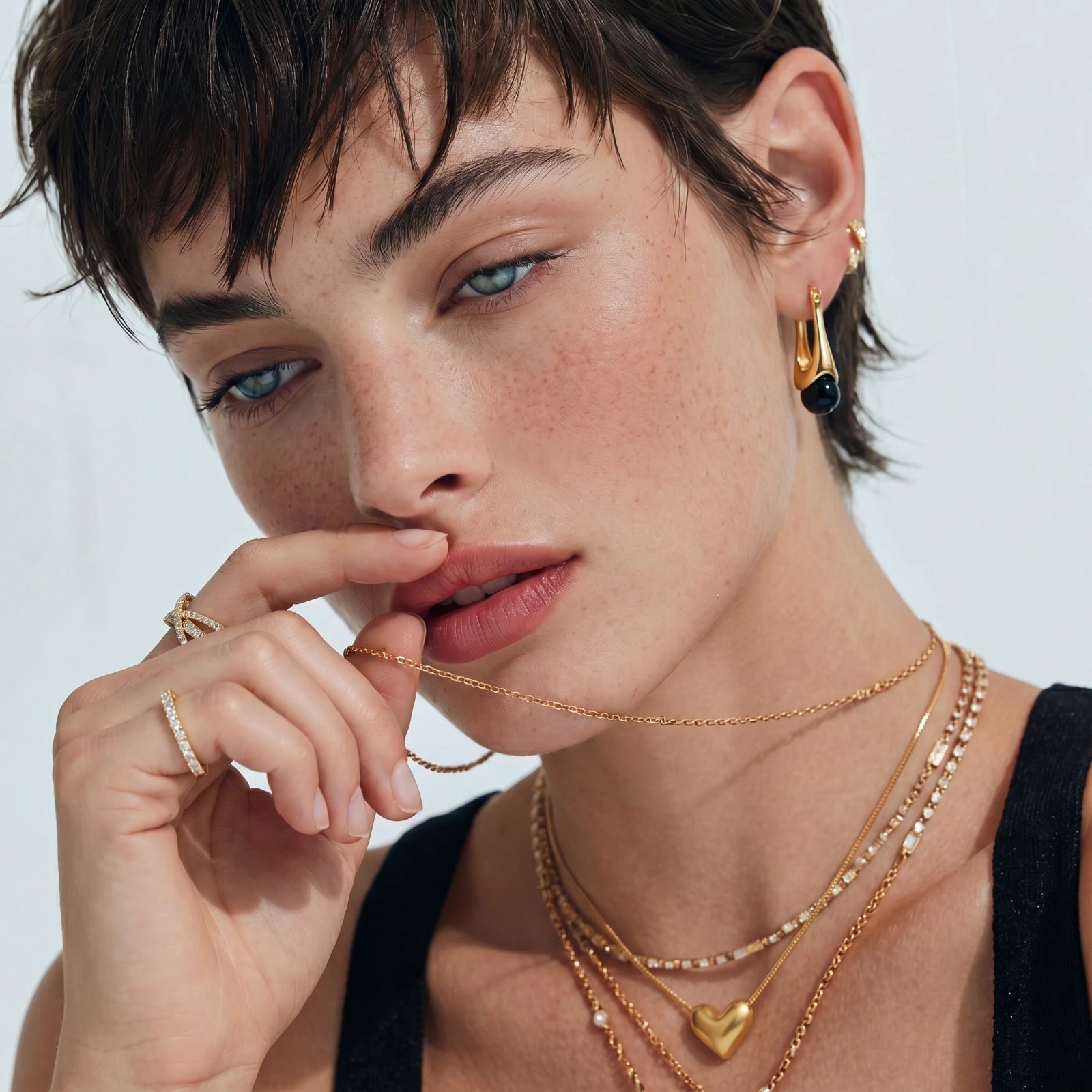 LOVE NECKLACE